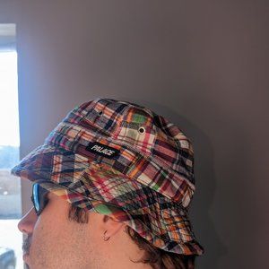 PALACE BUCKET HAT